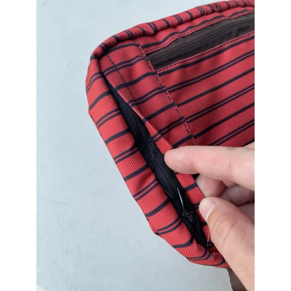 Sprayground Red Pinstripe Shark Teeth Crossbody Bag Shoulder Strap 910B1806NSZ